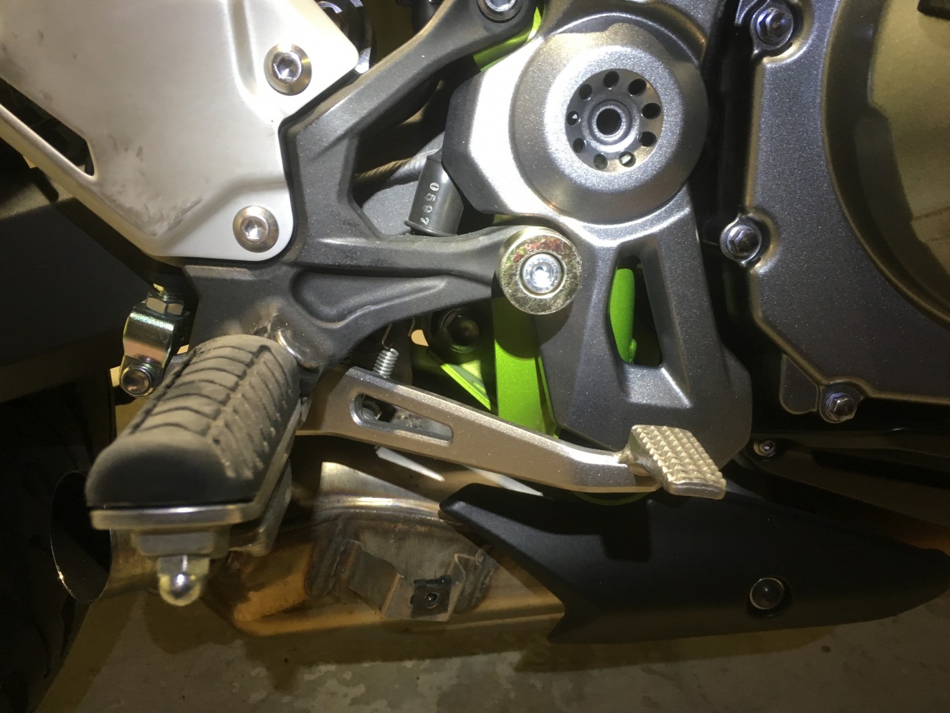 Abba Swing Arm Removal Kit Maintenance and Servicing Z900
