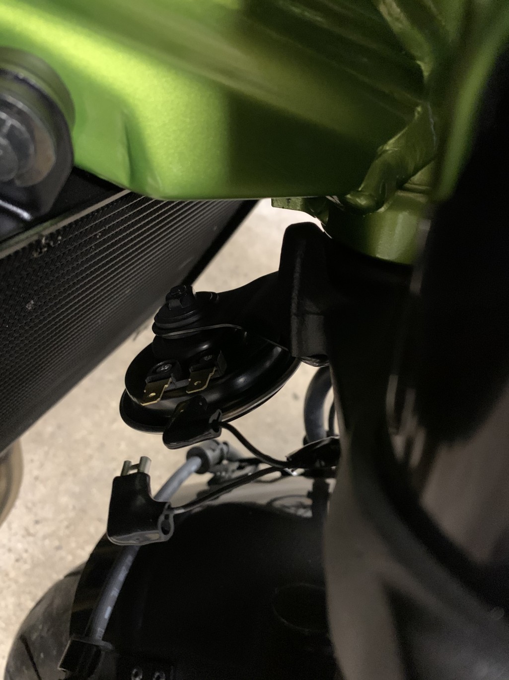 Guide to move the horn Modifications, Accessories, and Appearance Z900